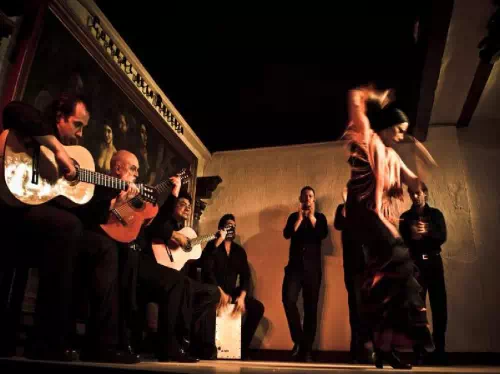 Madrid Flamenco Show at Corral de la Moreria with Drink or Dinner 