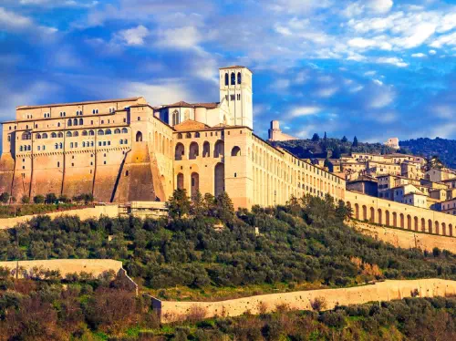 Assisi and Cortona Day Trip from Florence with Basilica of St. Francis Visit