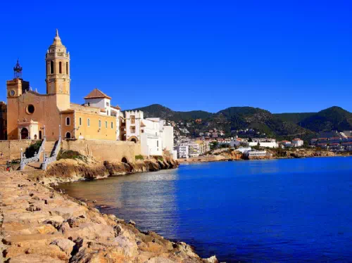 Montserrat Tour from Barcelona with Sant Joan Funicular and Optional Sitges Tour