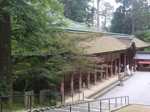 Lake Biwa, Mt. Hiei and Miidera Temple Private Guided Tour from Osaka