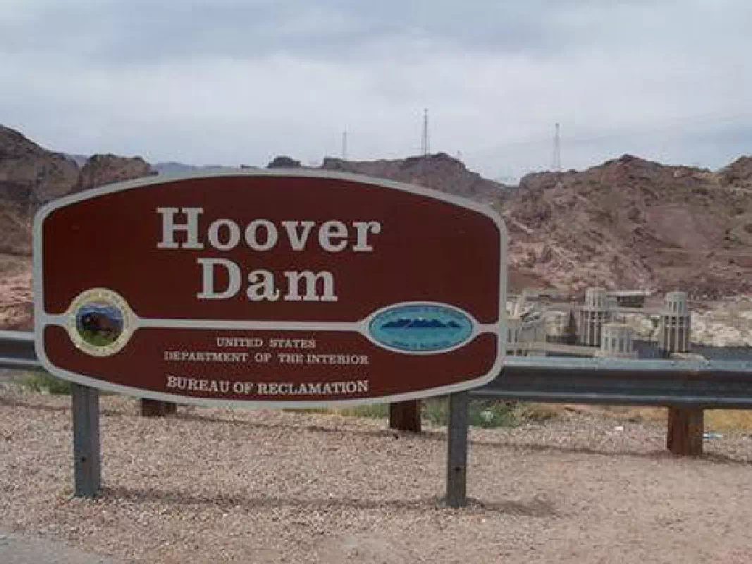 Hoover Dam Sightseeing & Grand Canyon Airplane Tour 