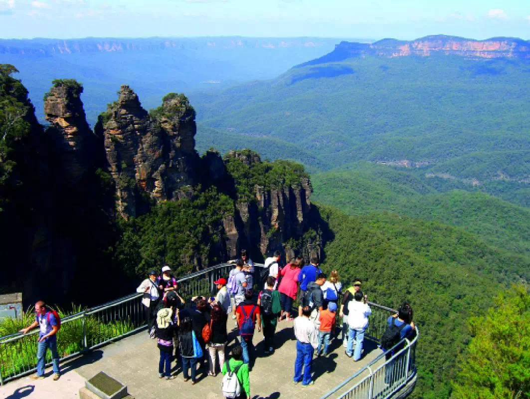 Blue Mountains Tour from Sydney with Wildlife Experience and Parramatta Cruise
