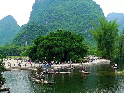Yangshuo Moon Hill, Big Banyan, and West Street with Yulong River Bamboo Rafting