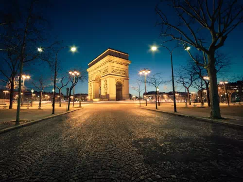 Paris Night City Tour, Seine River Cruise and Dinner at Champs-Elysees