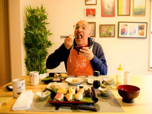 Homemade Sushi Making Class in Shinjuku with English-Speaking Instructor