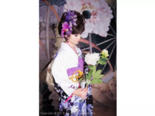 Fantasy Kimono All Gender Photo Shoot and Makeover Experience in Tokyo