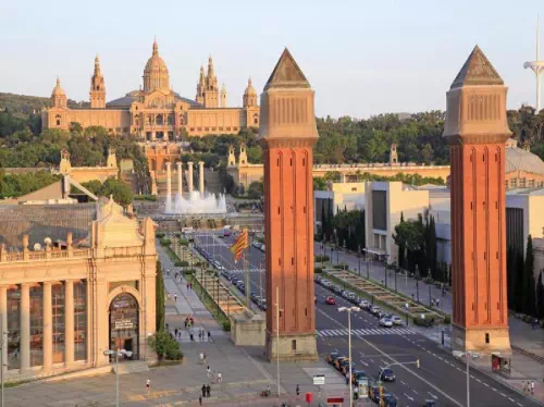 Valencia and Barcelona 4-Day Tour from Madrid