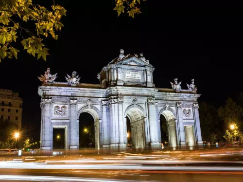 Madrid Night Walking Tour including Gran Via and Plaza Mayor 
