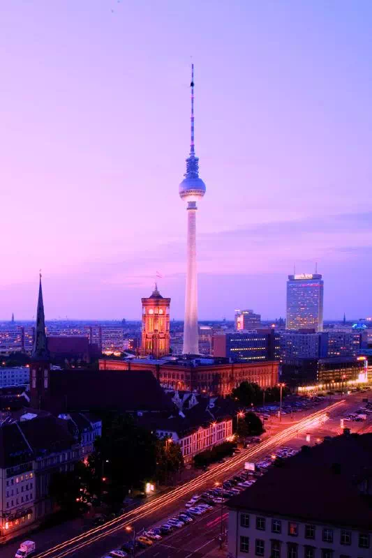 Berlin Fast Track Entry: Berlin TV Tower Tickets