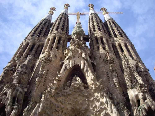Barcelona Private Gaudi Tour with Skip the Line Sagrada Familia and Park Guell
