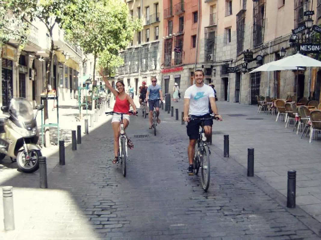 Madrid City Sightseeing Guided Bike Tour