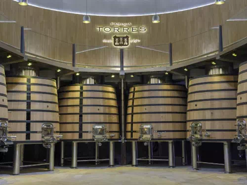 Montserrat, Torres Wine Cellars & Sitges Tour from Barcelona with Optional Lunch
