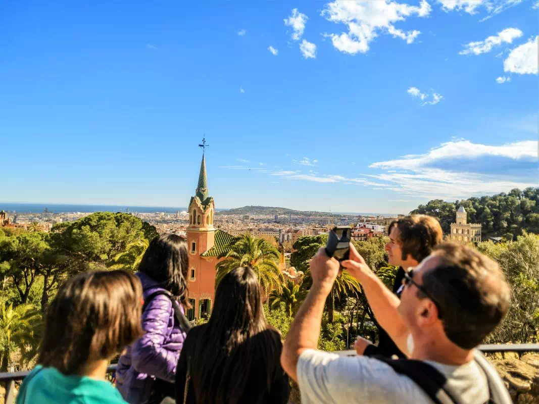 Barcelona Gaudi Tour with Sagrada Familia and Park Guell Skip-the-Line Tickets