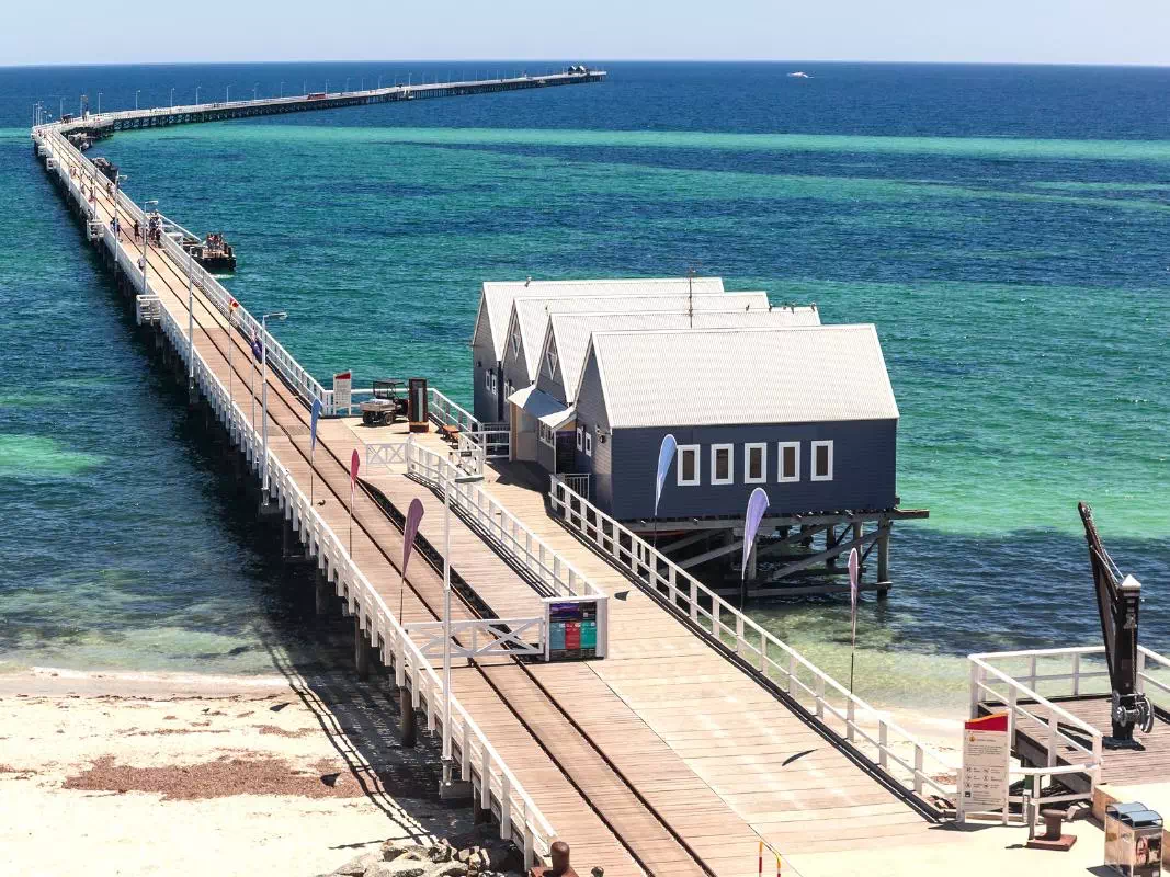 Margaret River Tour from Perth with Busselton Jetty and Yallingup Beach Visit