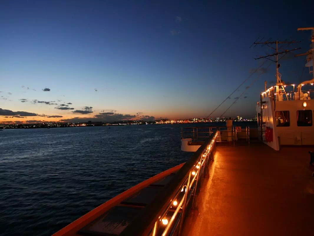 Gourmet Dining Sunset Cruise on Tokyo Bay