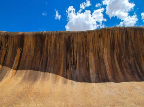 Wave Rock, York, Wildflowers and Aboriginal Culture Full Day Tour from Perth