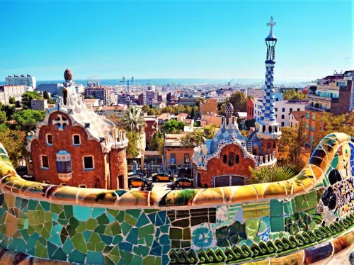 Park Guell Guided Tour with Skip the Line Ticket from Downtown Barcelona
