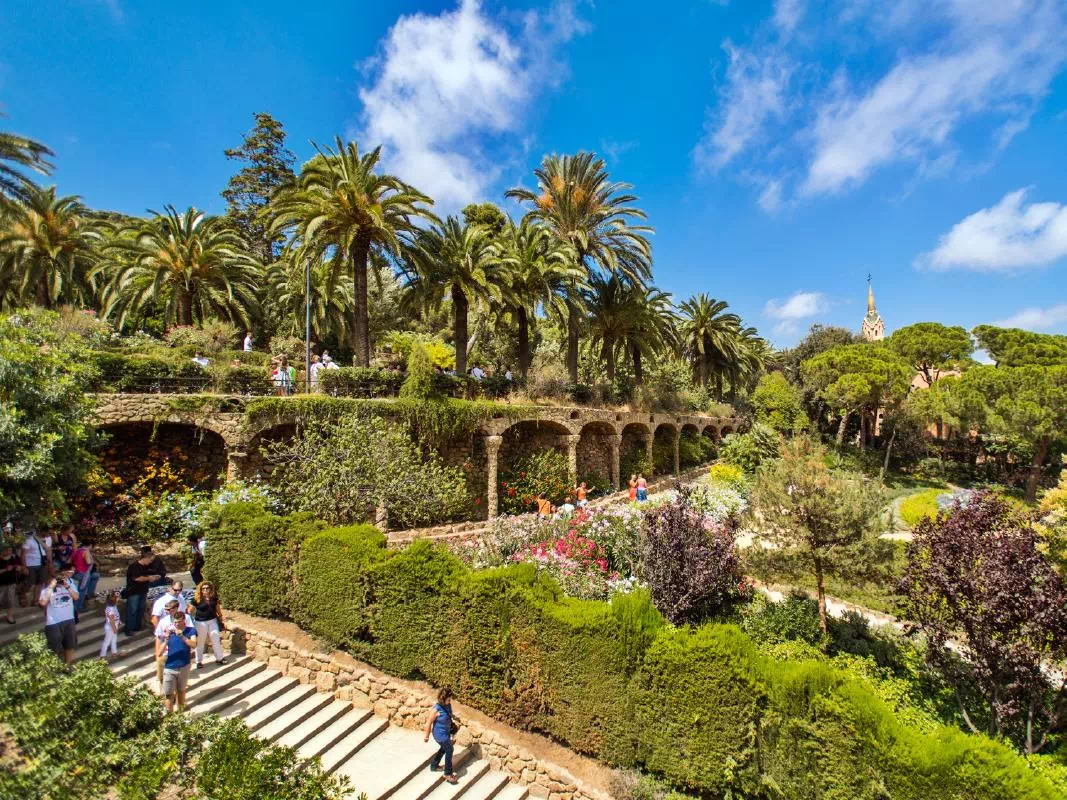 Gaudi Tour with Sagrada Familia, Park Guell and Casa Batllo Skip-the-Line Ticket