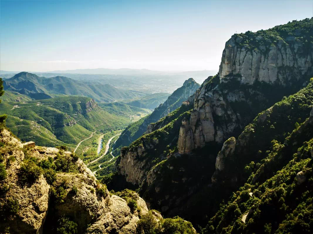 Montserrat Monastery & Winery Small Group Tour from Barcelona with Tapas