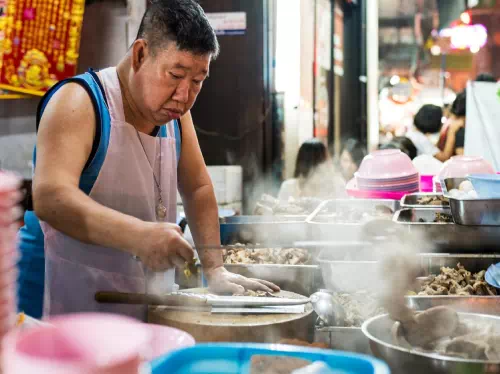 Bangkok Chinatown Evening Food Crawl with English-Speaking Guide