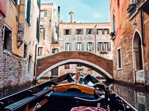 Venice 1-Day Walking Tour with St. Mark's Basilica Visit and Grand Canal Cruise