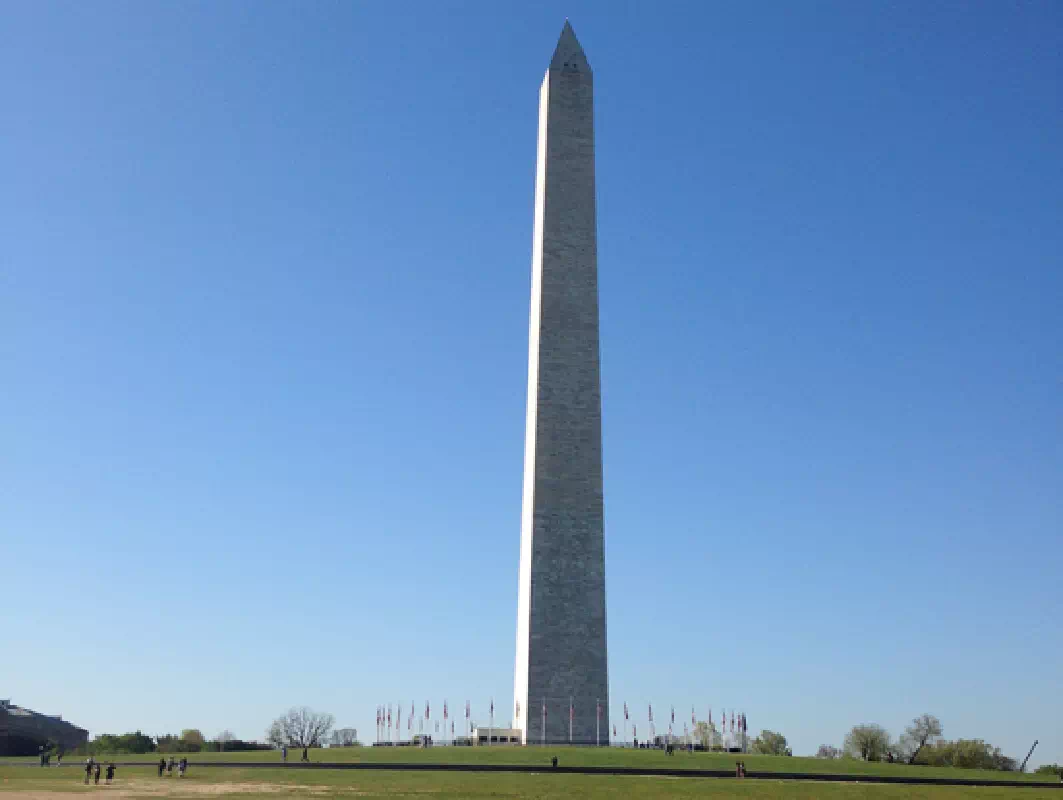 New York City to Washington D.C. Guided Sightseeing Bus Tour 
