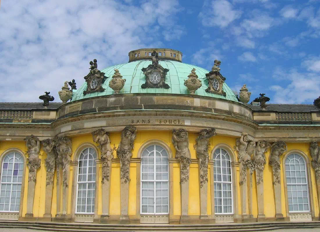 Potsdam Gardens and Palaces Bike Tour from Berlin with Cecilienhof Palace Visit