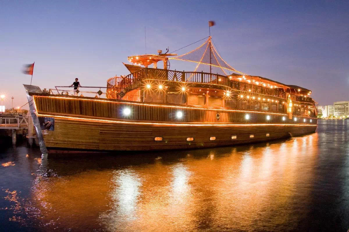 Dubai Creek Evening Dhow Cruise with Luxurious 5-Course Dinner