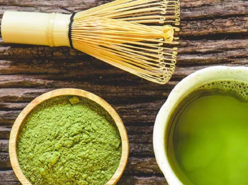 Kyoto Matcha Green Tea Walking Tour in Uji and Byodoin Temple with Lunch Set