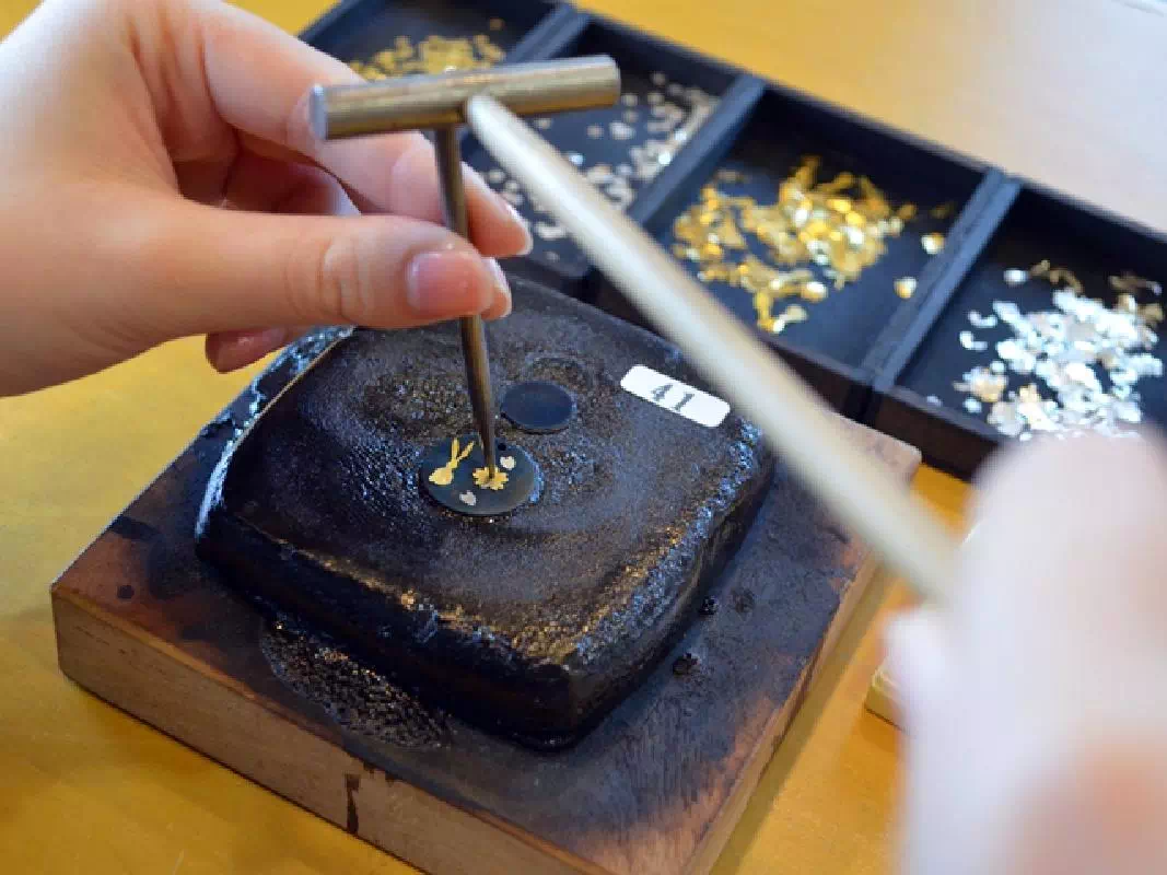 Traditional Zogan Inlay Handicraft Lesson in Kyoto