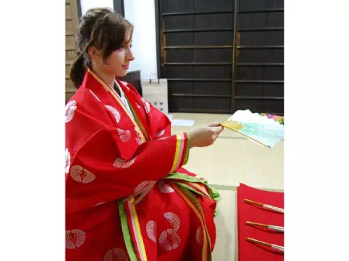 Easy Kimono Rental and Stroll in Kyoto
