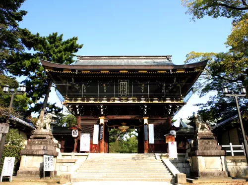Kyoto 3-Hour Private Taxi Tour to Kinkakuji, Ginkakuji, Kitano Tenmangu & More