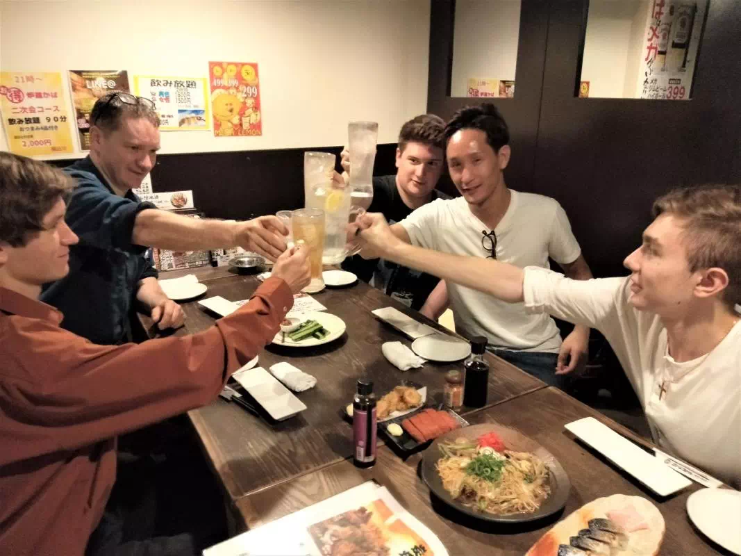Kyoto Cultural Nightlife Tour with Local Food and Drinks
