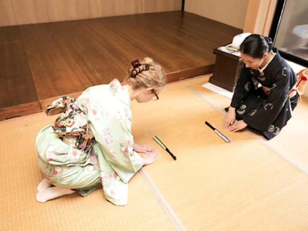 Traditional Japanese Dance Lesson in The Art of Nihon Buyo