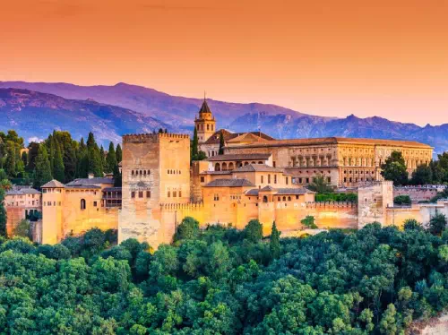 Alhambra, Albaicin and Sacromonte Combo Tour with Cueva la Rocio Flamenco Show