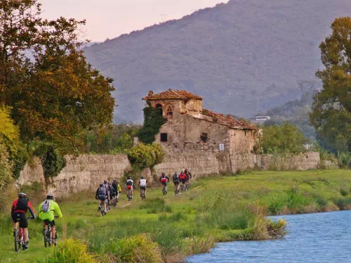 Electric Bike Tour of Florence and Tuscan Countryside with Wine Tasting