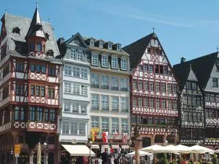 Frankfurt 2-Hour Guided Sightseeing Tour by Double-Decker Bus