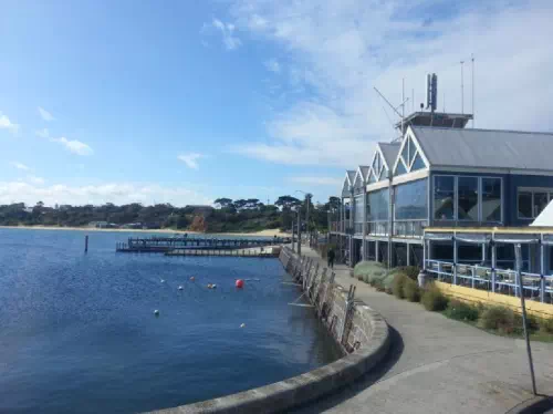 Mornington Peninsula Day Trip with Strawberry Picking and Wine Tasting