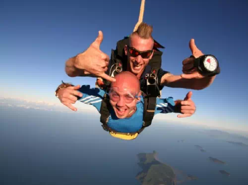 Melbourne Tandem Skydive Experience Over St Kilda Beach