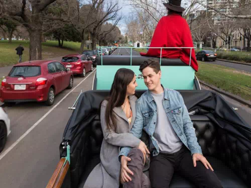 Romantic Horse Carriage Ride around Melbourne with Bottle of Champagne