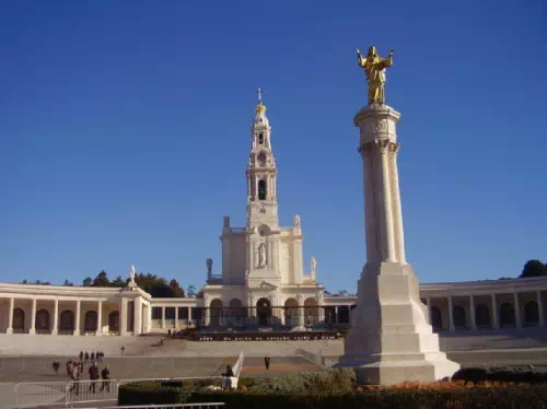 Fatima Half-Day Private Tour from Lisbon with Sanctuary Mass