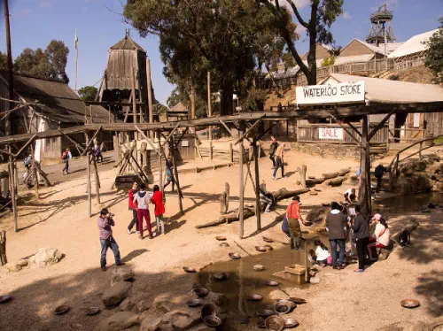 Sovereign Hill Tour from Melbourne with Gold Museum Ticket