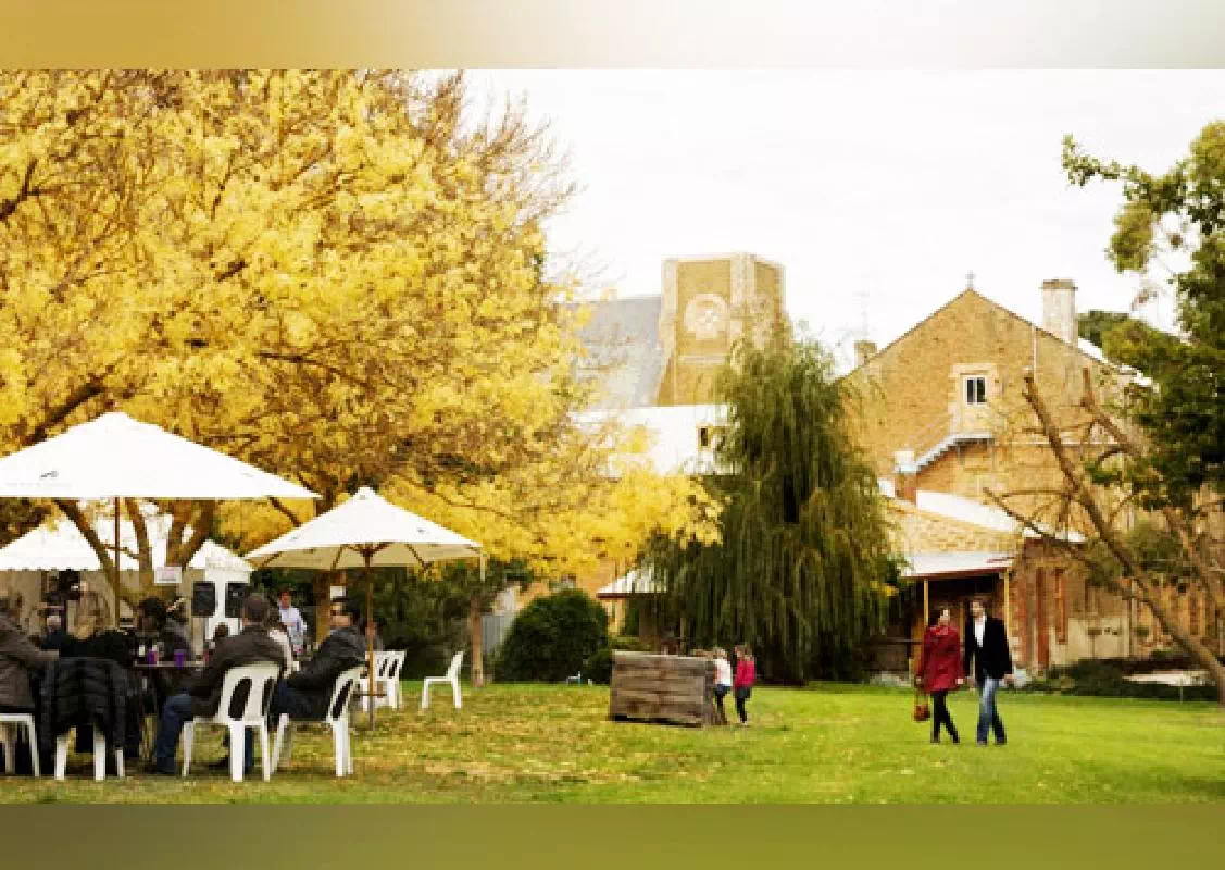 Private Full Day Tour of Clare Valley Wineries from Adelaide