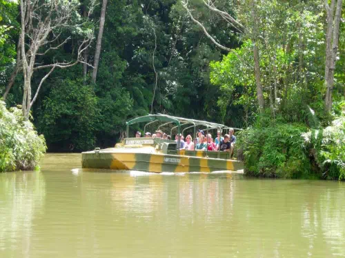 Kuranda Rainforest Village and Green Island 2-Day Tour from Cairns