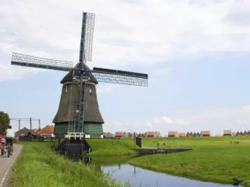 Hop On Hop Off North Holland - Cheese, Windmills & Dutch Villages from Amsterdam