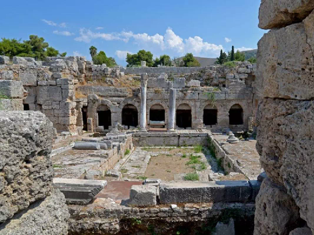 The Daphni Monastery and Ancient City of Corinth Half-Day Tour from Athens