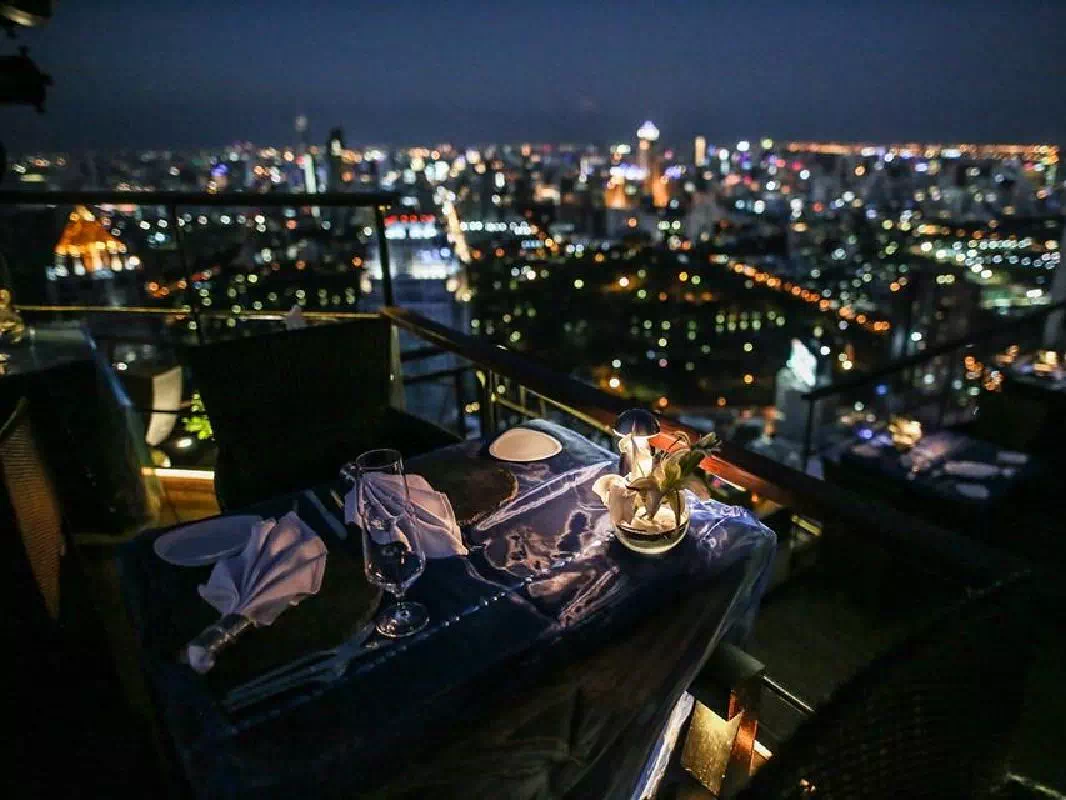 Romantic Rooftop Dinner in Banyan Tree Bangkok with Private Limousine Transfers