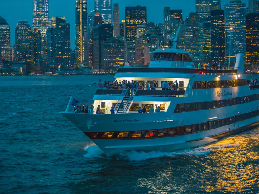 Spirit of New York All-You-Can-Eat Buffet & Statue of Liberty View Dinner Cruise