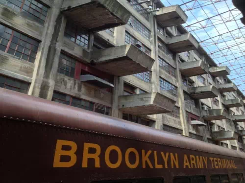 Brooklyn Army Terminal Guided Walking Tour