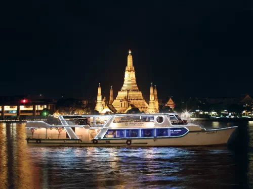 Horizon Buffet Dinner Cruise by Shangri-La Hotel on the Chao Phraya River